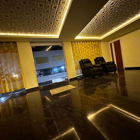 Mps Sai Palace Tiruvannamalai Ngoại thất bức ảnh
