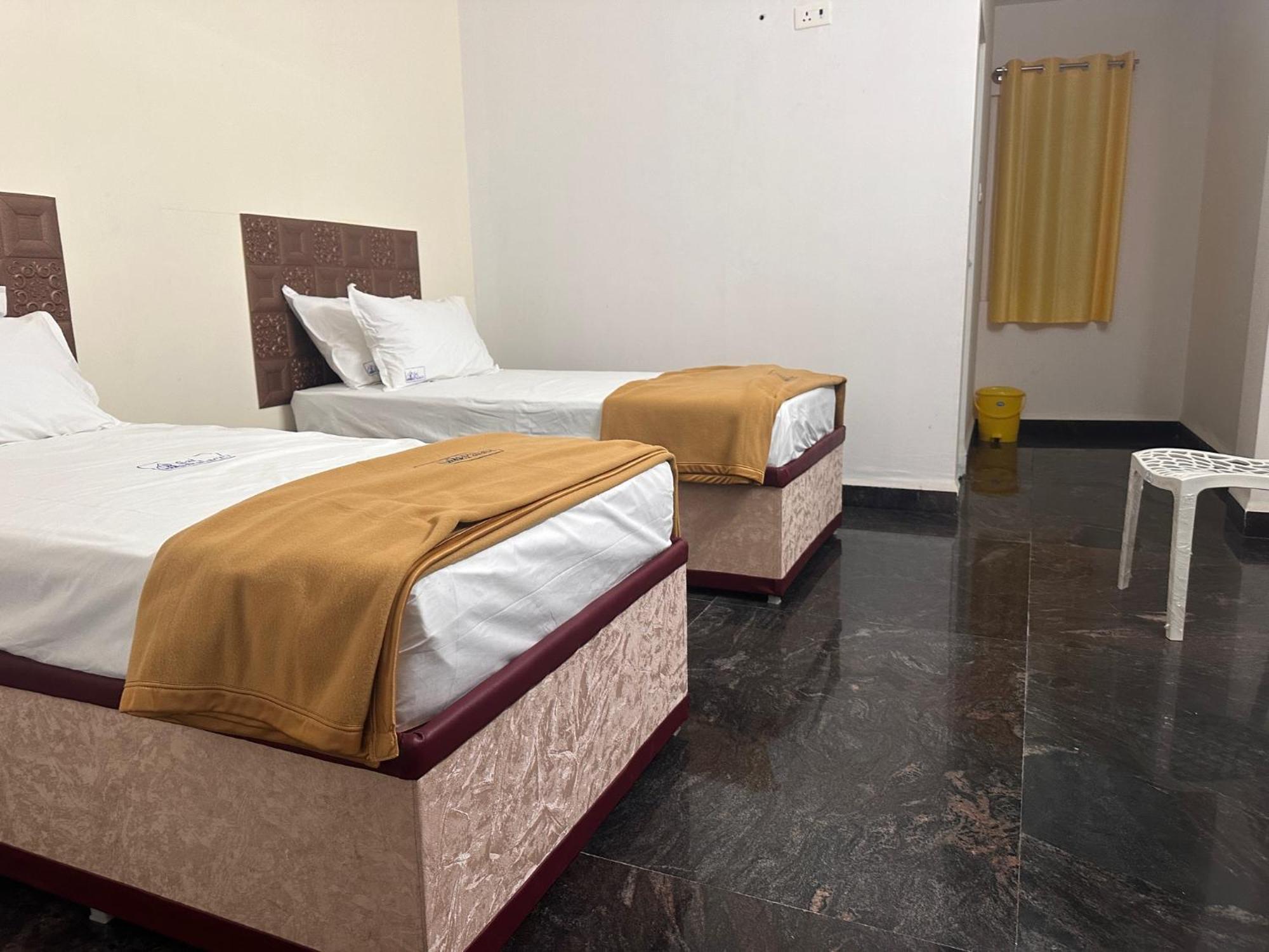 Mps Sai Palace Tiruvannamalai Ngoại thất bức ảnh